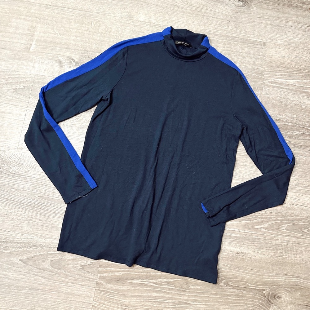 •BANANA REPUBLIC• TURTLENECK